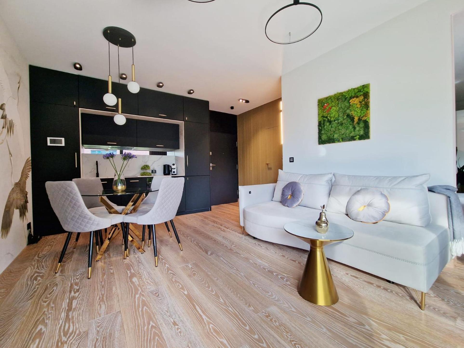 Apartment Lux - Z Ogrodem Nad Jeziorem